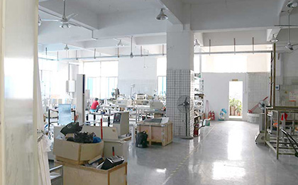 試驗(yàn)箱生產(chǎn)車間